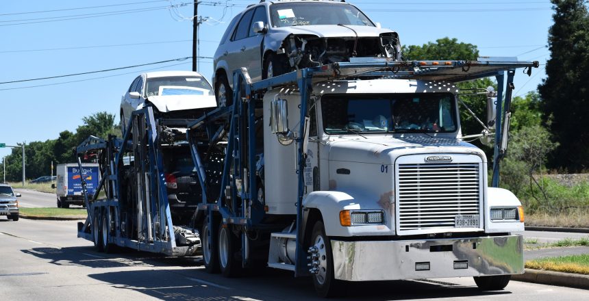 car-transport-truck-g636cbcbf3_1920